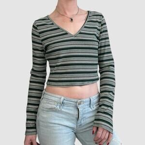 SHEIN Green Striped Cropped V-Neck Ribbed Long Sleeve Top
